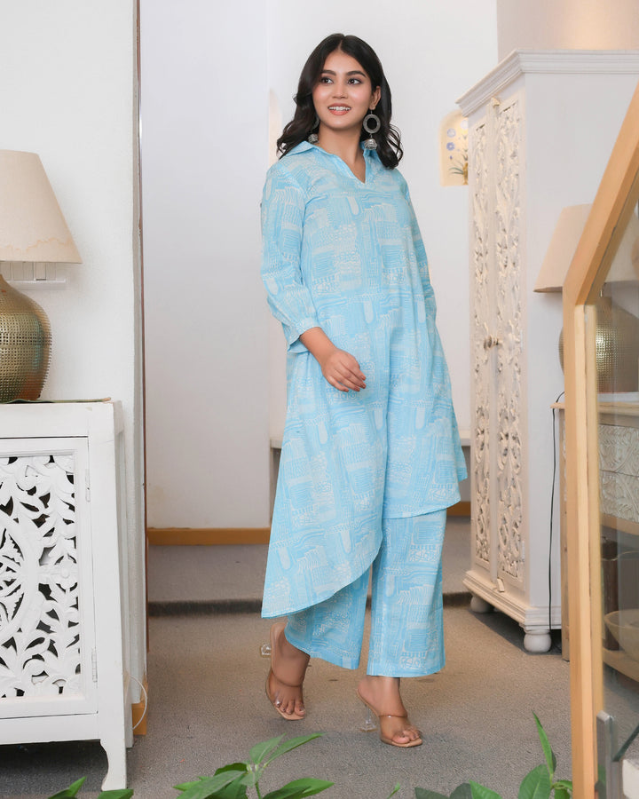 Blue & White Abstract Printed Straight Cod-ords Sets