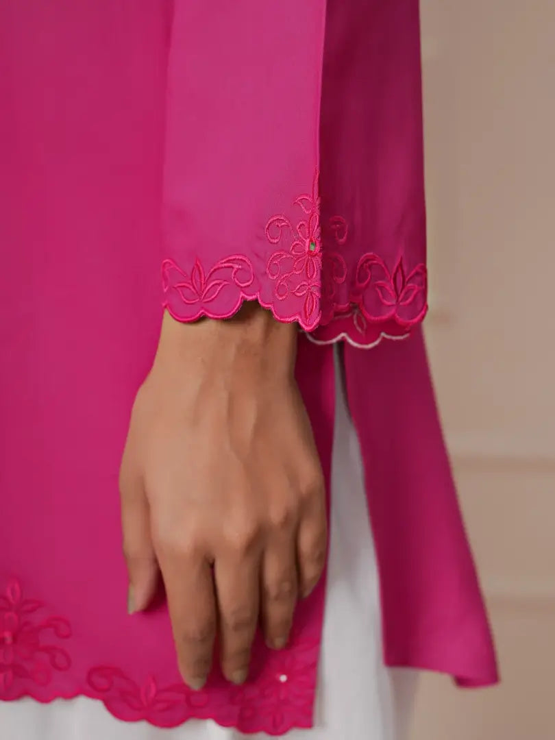 Magenta Pink Embroidered Ethinic Farsi Salwar Set