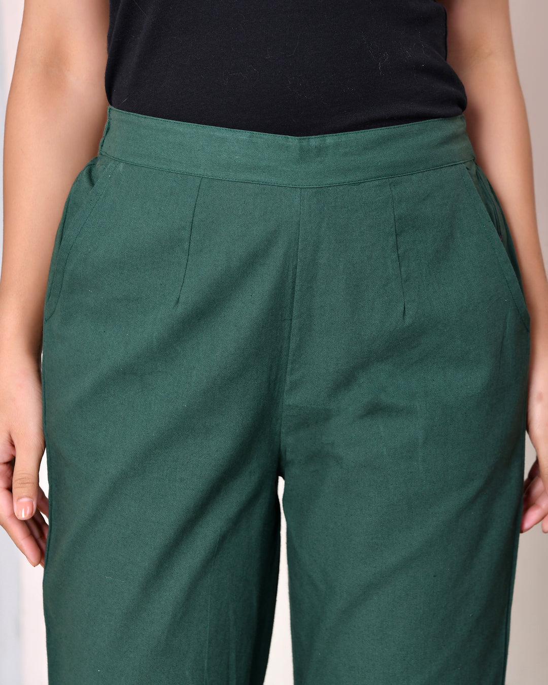 DARK BOTTEL GREEN AIRY LINEN PANTS