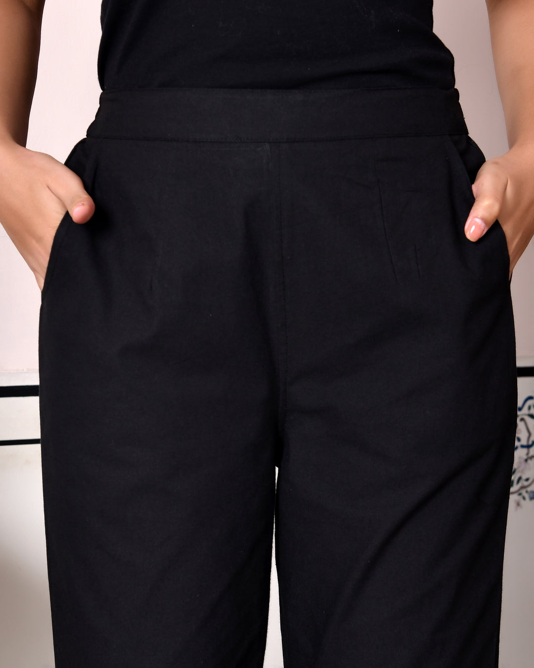 BLACK SOLID AIRY LINEN PANTS