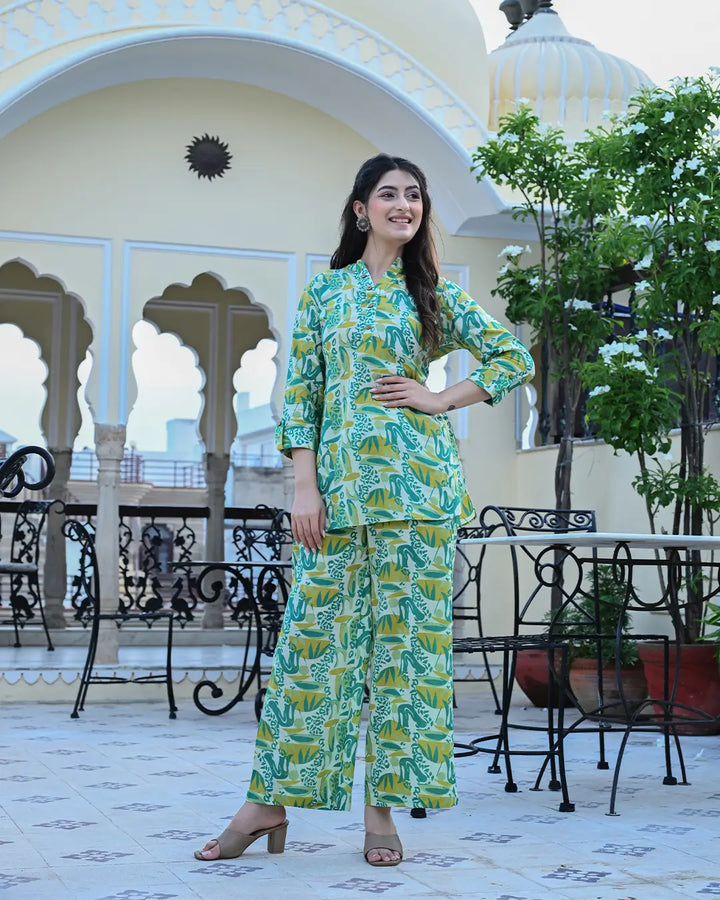 Green and Yellow Abstract Printed co- ords Set