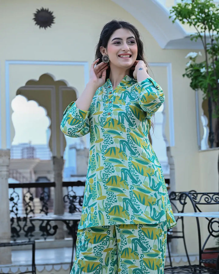 Green and Yellow Abstract Printed co- ords Set