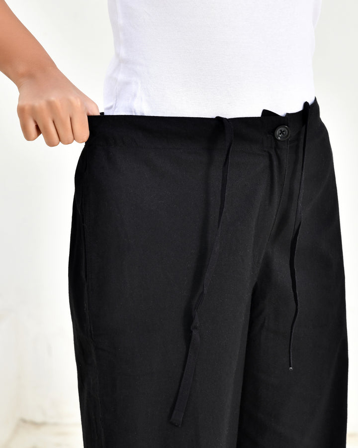 Black Solid Straight Pants