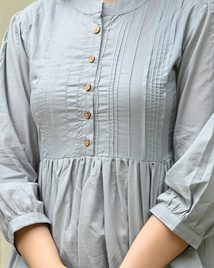 Gery Solid Pintucks Top